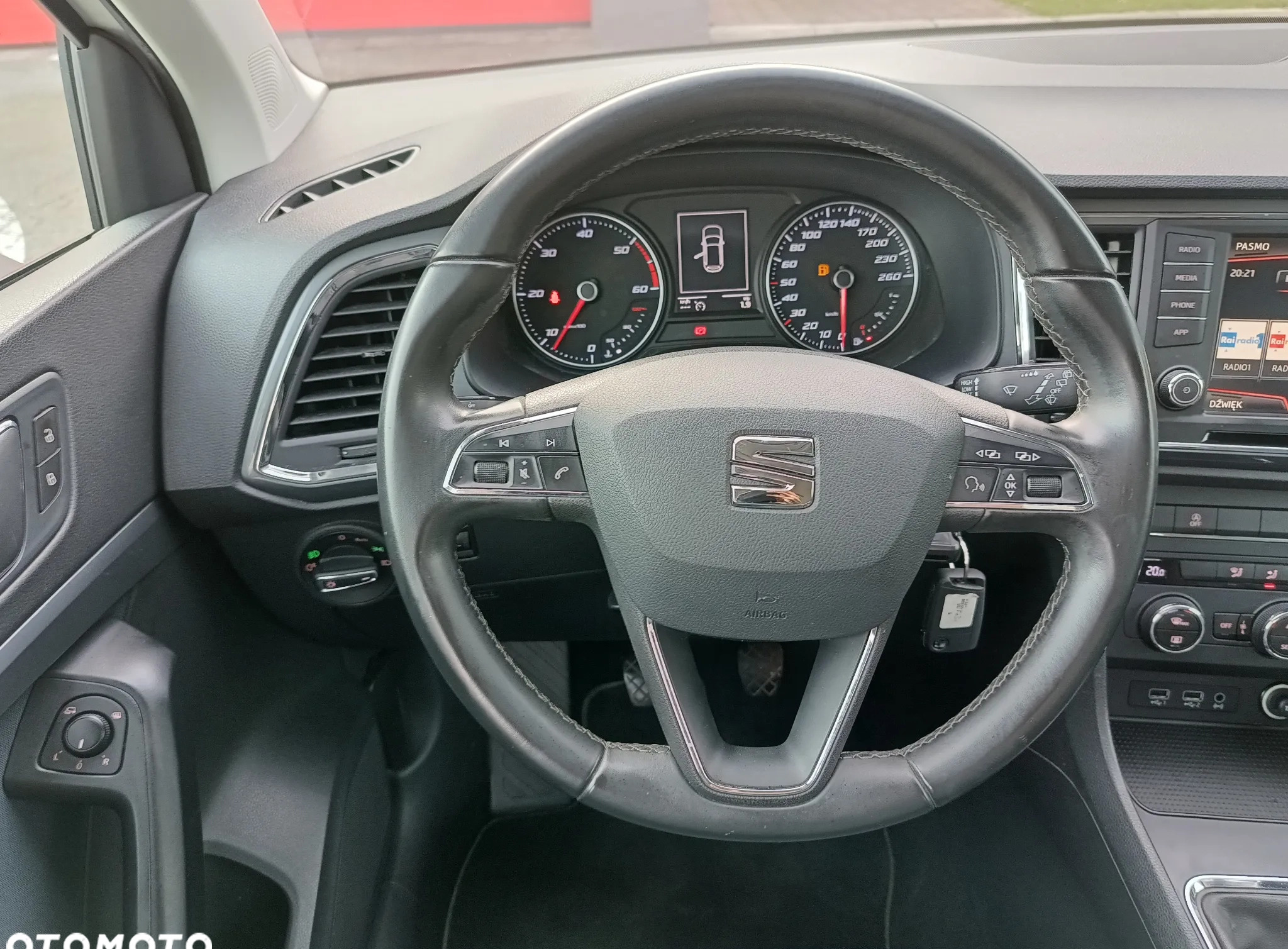 Seat Ateca cena 59900 przebieg: 165000, rok produkcji 2016 z Serock małe 631